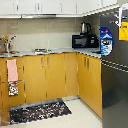 Cosy Executive 1 Bedroom Uptown Parksuites Ultra Fast Internet Μανίλα Εξωτερικό φωτογραφία