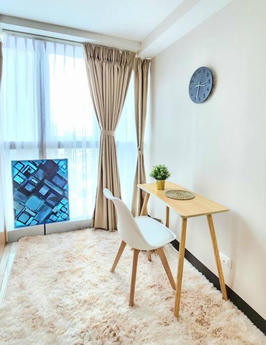 Cosy Executive 1 Bedroom Uptown Parksuites Ultra Fast Internet Μανίλα Εξωτερικό φωτογραφία