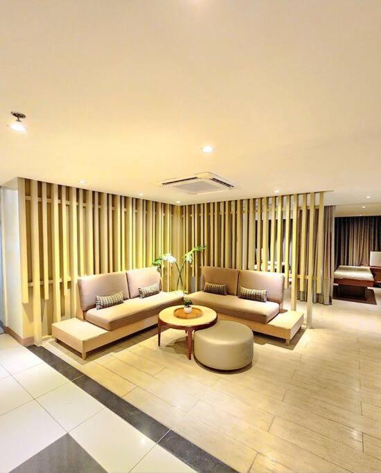 Cosy Executive 1 Bedroom Uptown Parksuites Ultra Fast Internet Μανίλα Εξωτερικό φωτογραφία